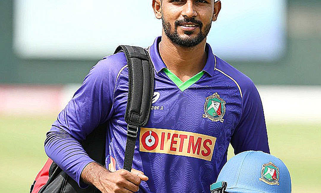 Who Counts the Spinner's Overs: Asian Test Cricket's Quiet Division of Labour Who Counts the Spinner's Overs: Asian Test Cricket's Quiet Division of Labour