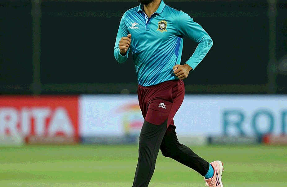 The Six Overs After the Powerplay: Where Asian Cricket Writes Its Own Defeat The Six Overs After the Powerplay: Where Asian Cricket Writes Its Own Defeat